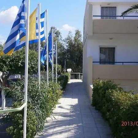 Апартаменты Aslanis Village *